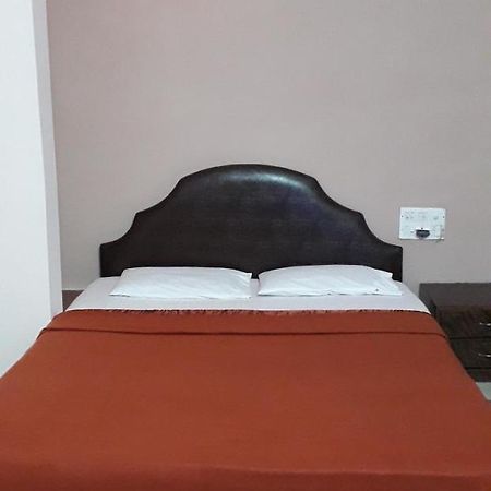 Strawberry Country Villa Mahabaleshwar Ngoại thất bức ảnh